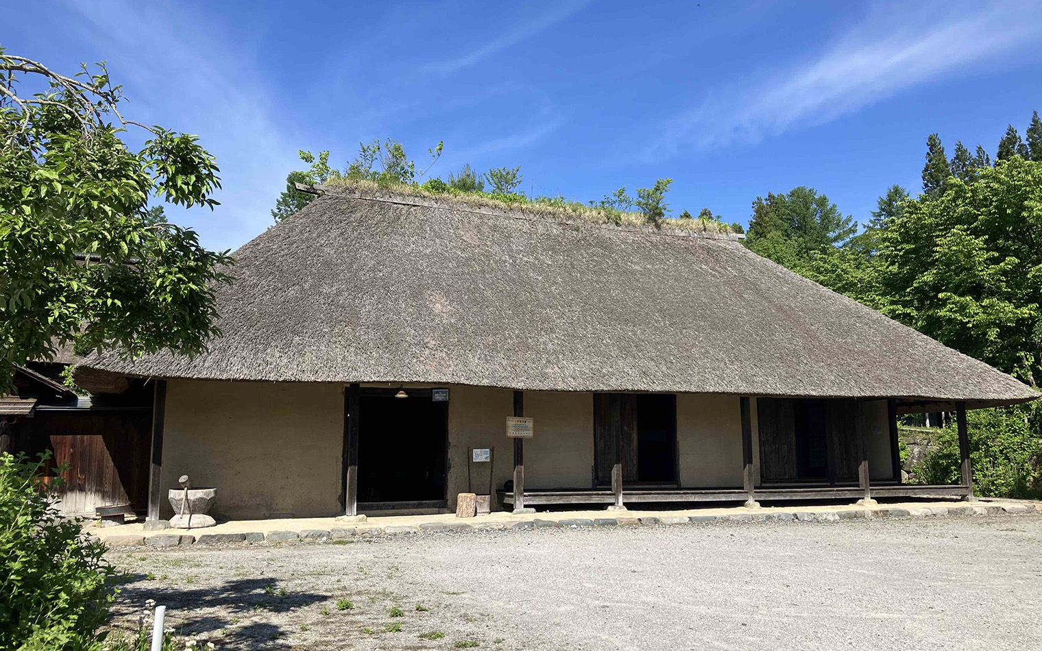 家族でできる!こけし・ヨーヨー絵付け体験